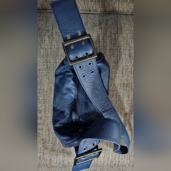 Free People Arm Candy Bag - Picture 7 of 8